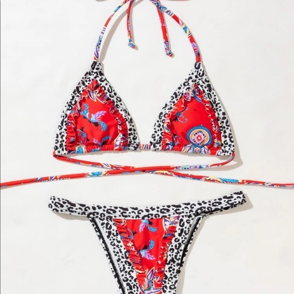 Bikini - Picture 8 of 8